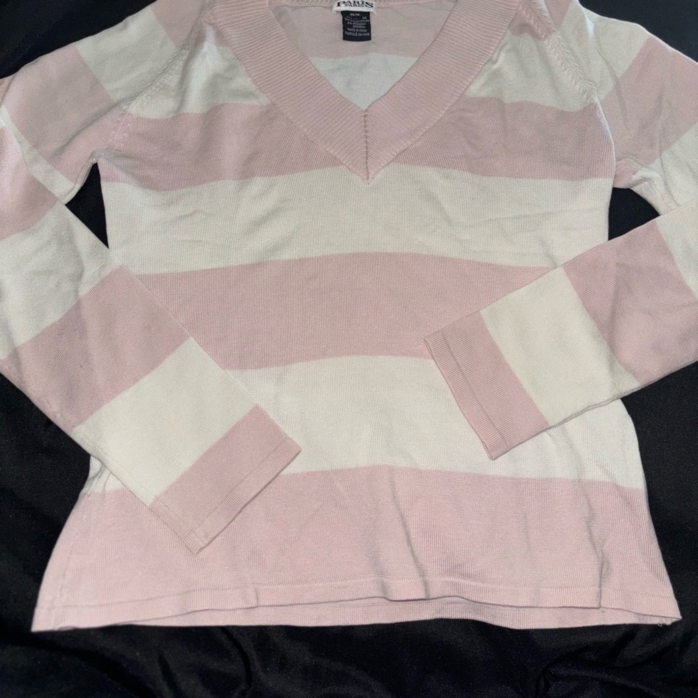 Paris Paris woman’s stripped college sweater with a v neck